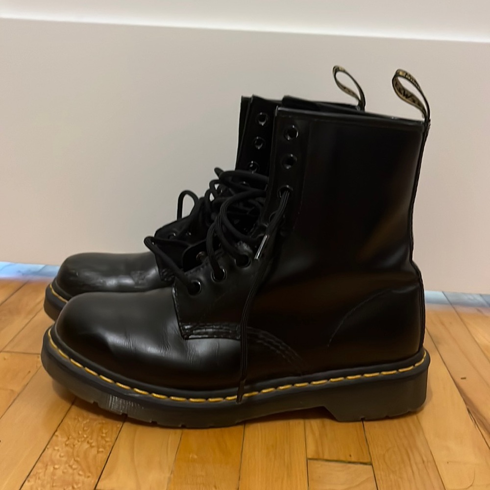 Black Doc Marten’s 1460 Boots
